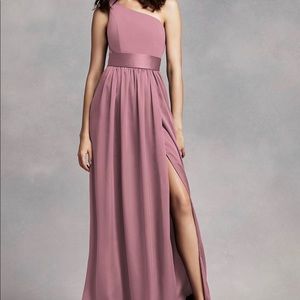 Vera Wang One Shoulder Satin Sash - Quartz